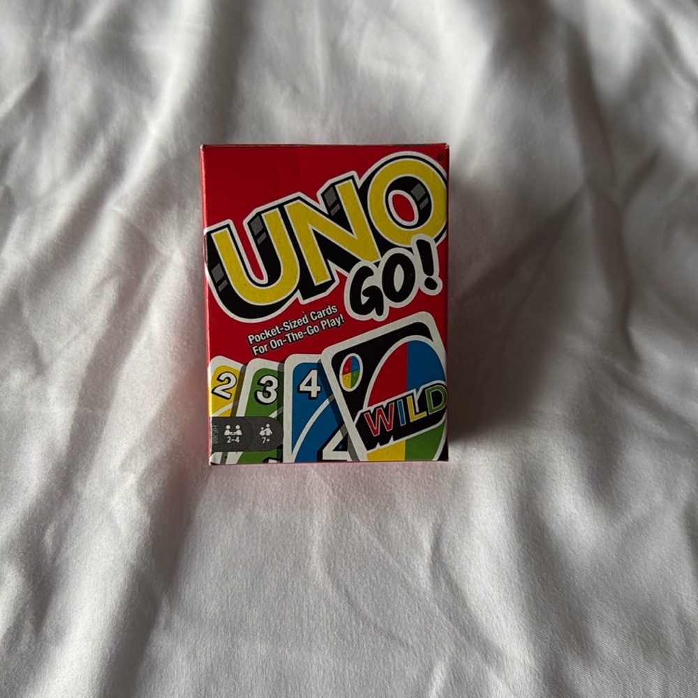 Uno go mini pocket sized cards